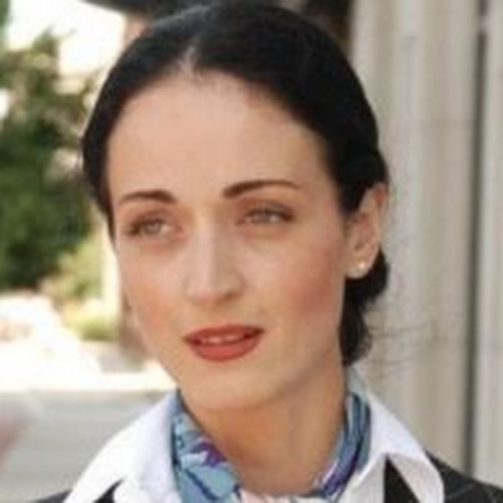 Meet your Posher, Maria